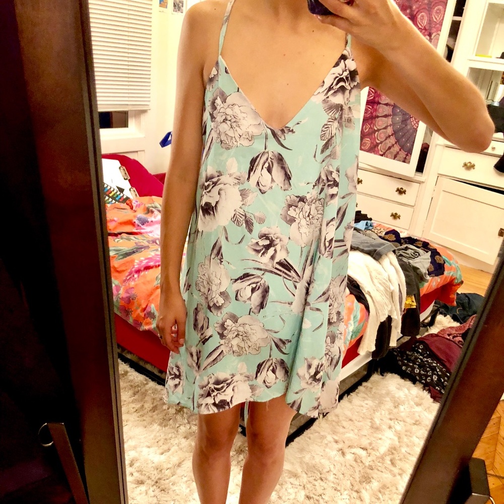 Mika & Gala mint dress from AU site